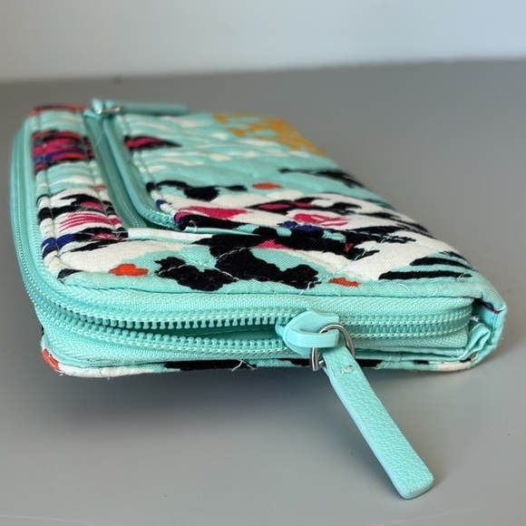 Vera Bradley Classic Signature Turnlock Wallet - Pueblo - Picture 7 of 7